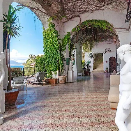 Bed & Breakfast Capri *